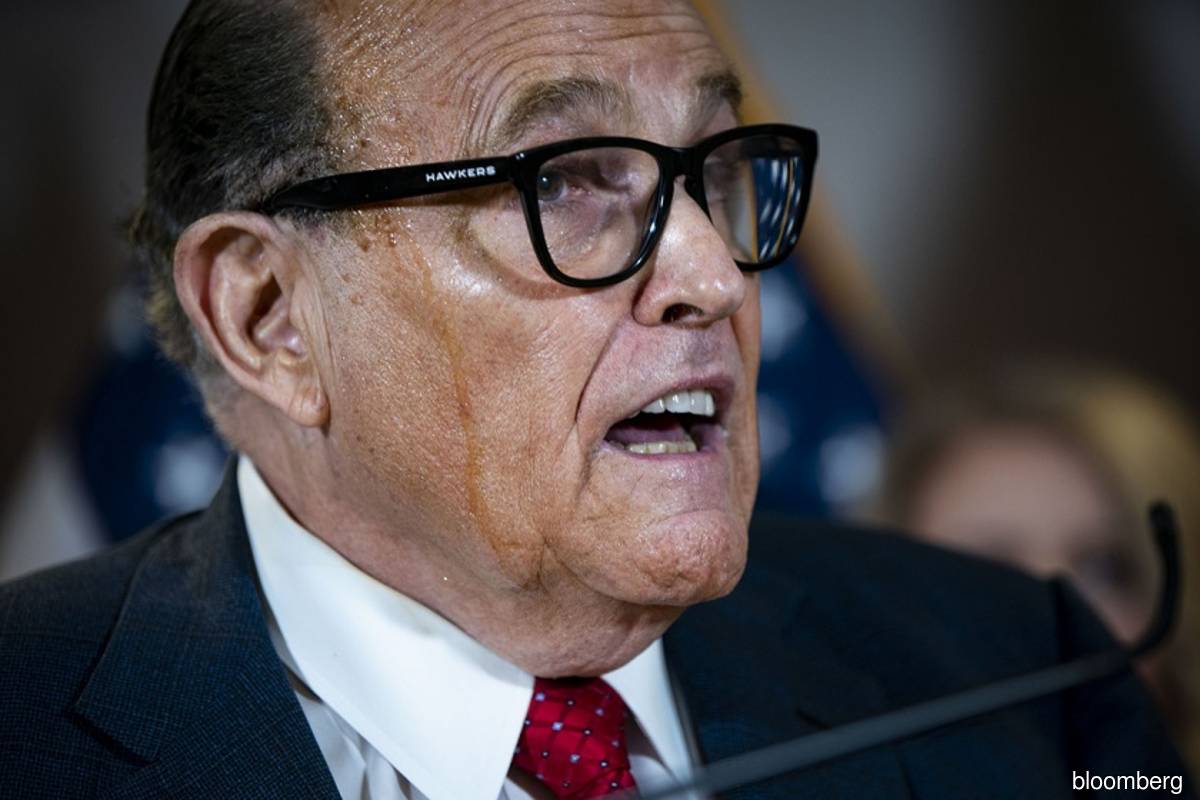 Social media buzz: Giuliani, ‘Sopranos’ prequel, Roth retires